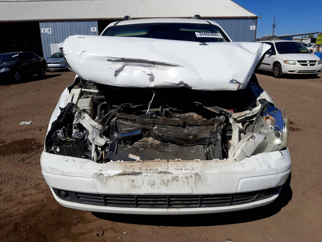 Photo 9 from auction – 2008 HYUNDAI ENTOURAGE with VIN KNDMC233986048521