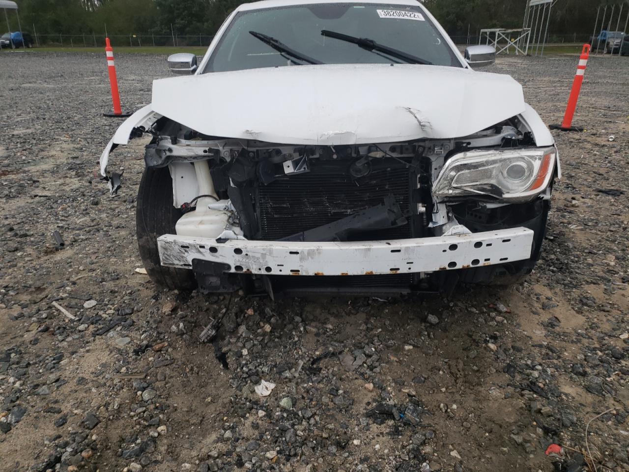 Photo 9 from auction – 2013 CHRYSLER 300 with VIN 2C3CCAET0DH670781