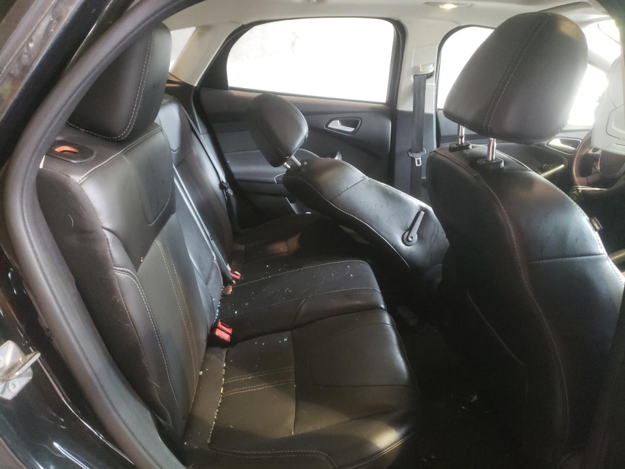 Photo 6 from auction – 2014 FORD FOCUS SE with VIN 1FADP3K27EL309957