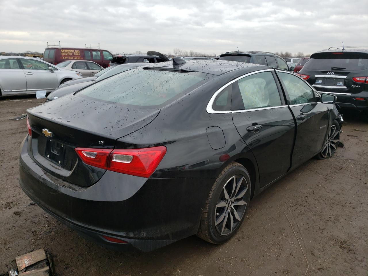 Photo 4 from auction – 2018 CHEVROLET MALIBU LT with VIN 1G1ZD5ST8JF273761