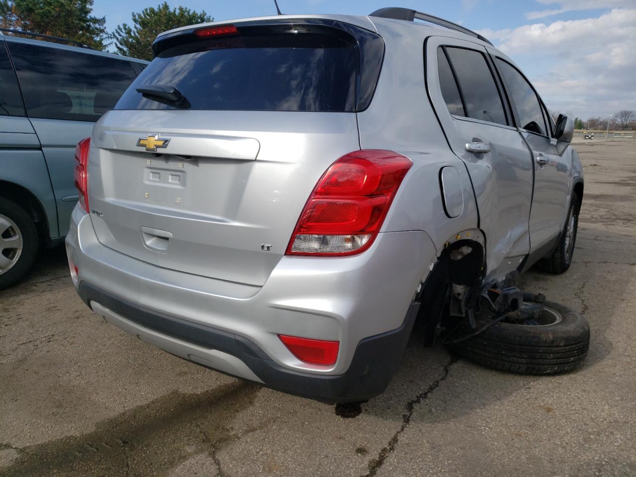 Photo 4 from auction – 2017 CHEVROLET TRAX 1LT with VIN KL7CJLSB8HB196115