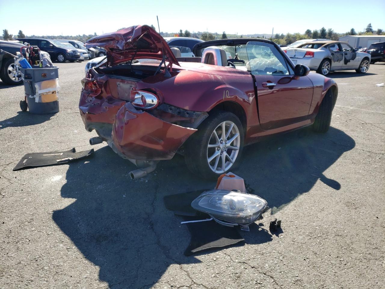 Photo 4 from auction – 2011 MAZDA MX-5 MIATA with VIN JM1NC2PF6B0218241