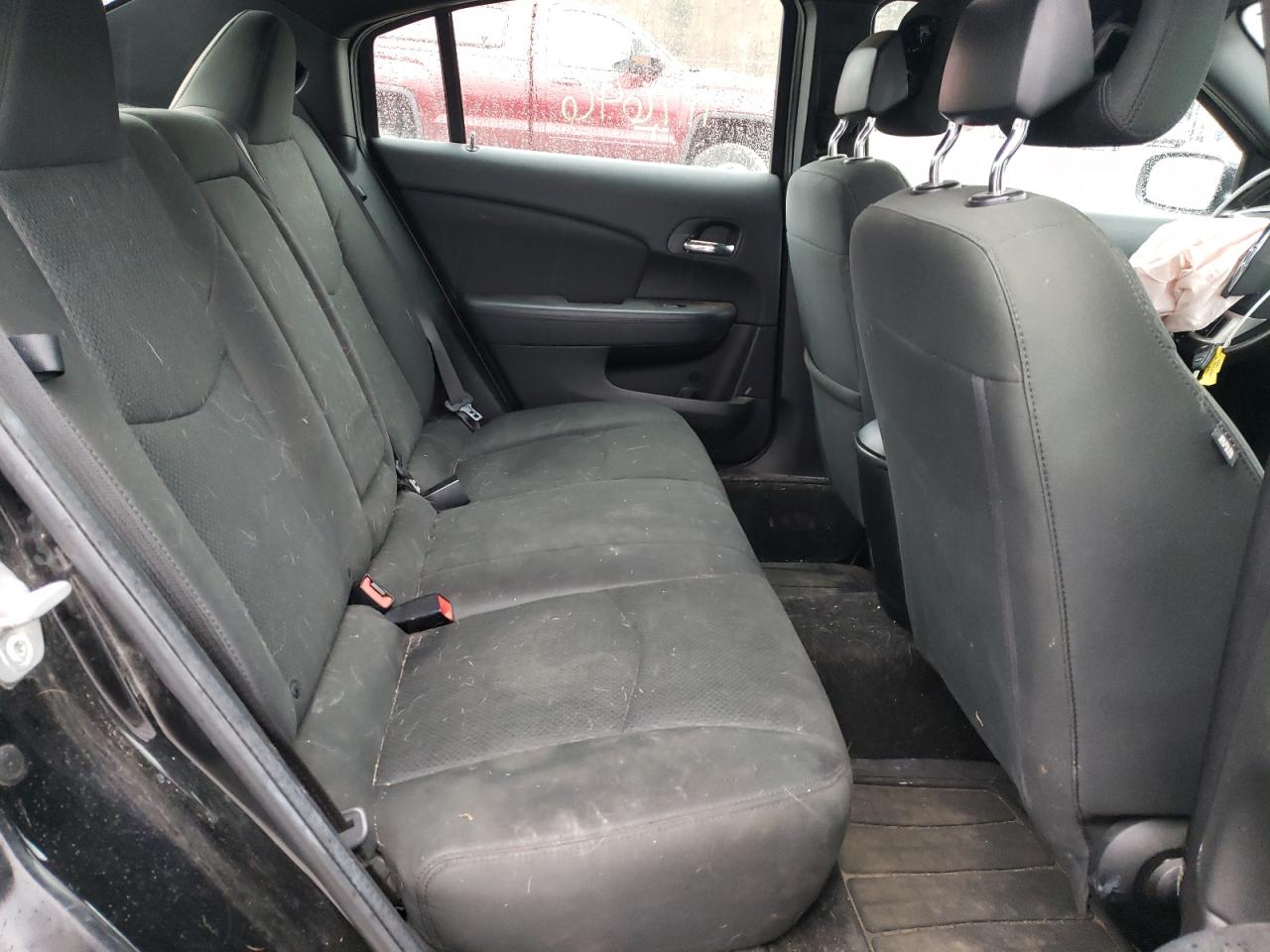 Photo 6 from auction – 2011 CHRYSLER 200 with VIN 1C3BC1FG8BN614900