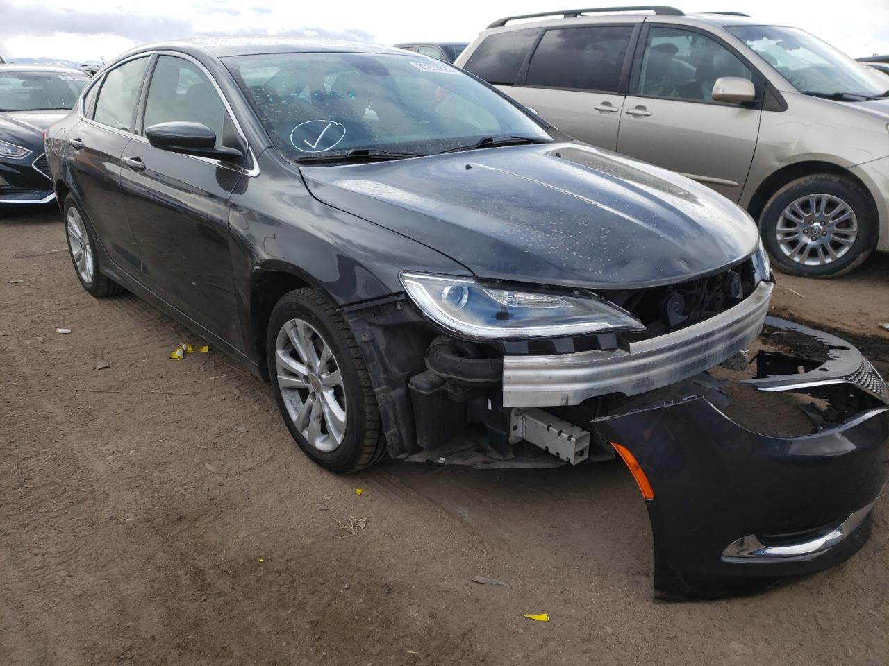 CHRYSLER 200 LIMITE 2015 with VIN 1C3CCCAB8FN752003 - Photo from auction