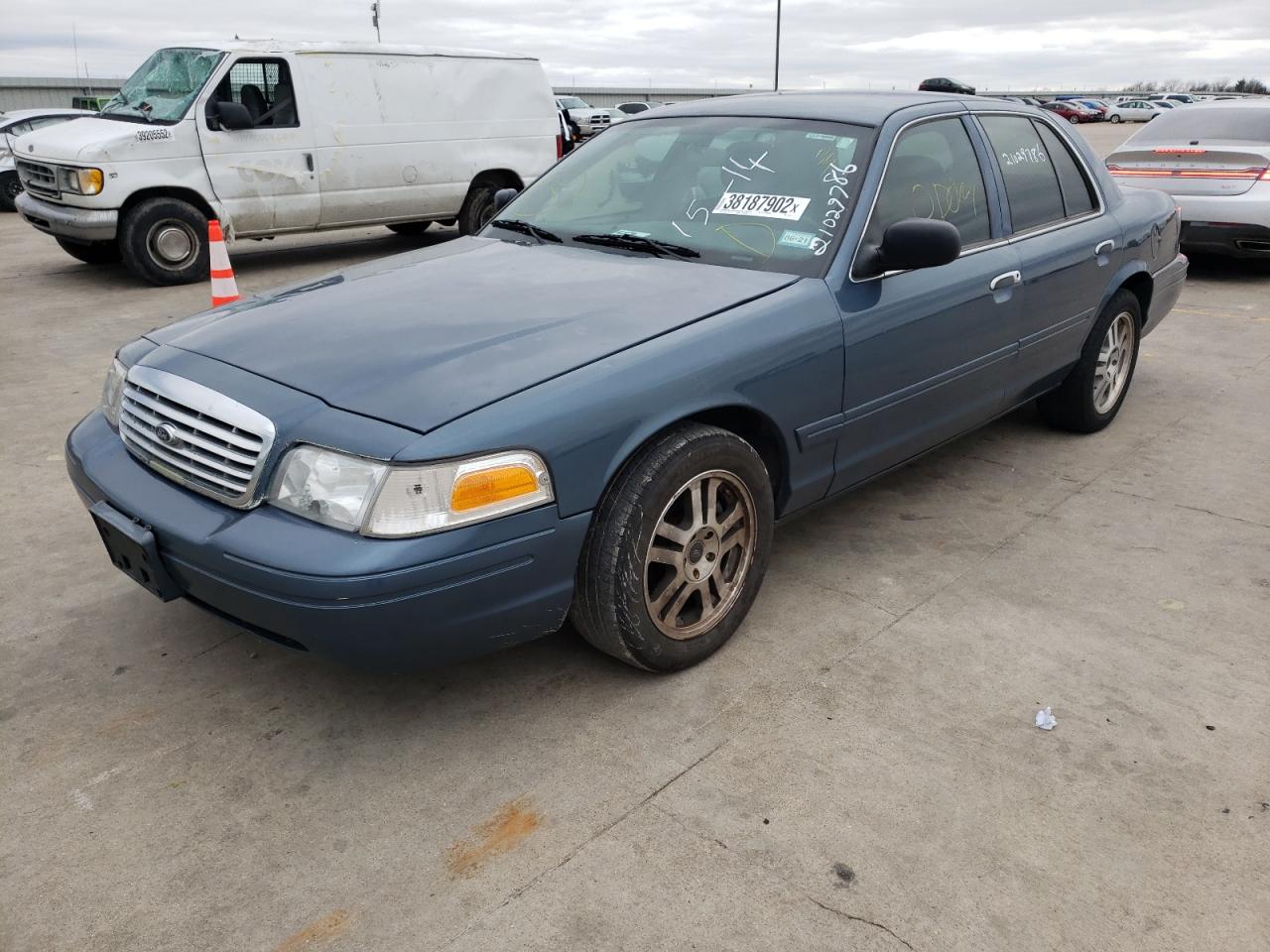 Photo 2 from auction – 2008 FORD CROWN VICT with VIN 2FAFP71V98X163029