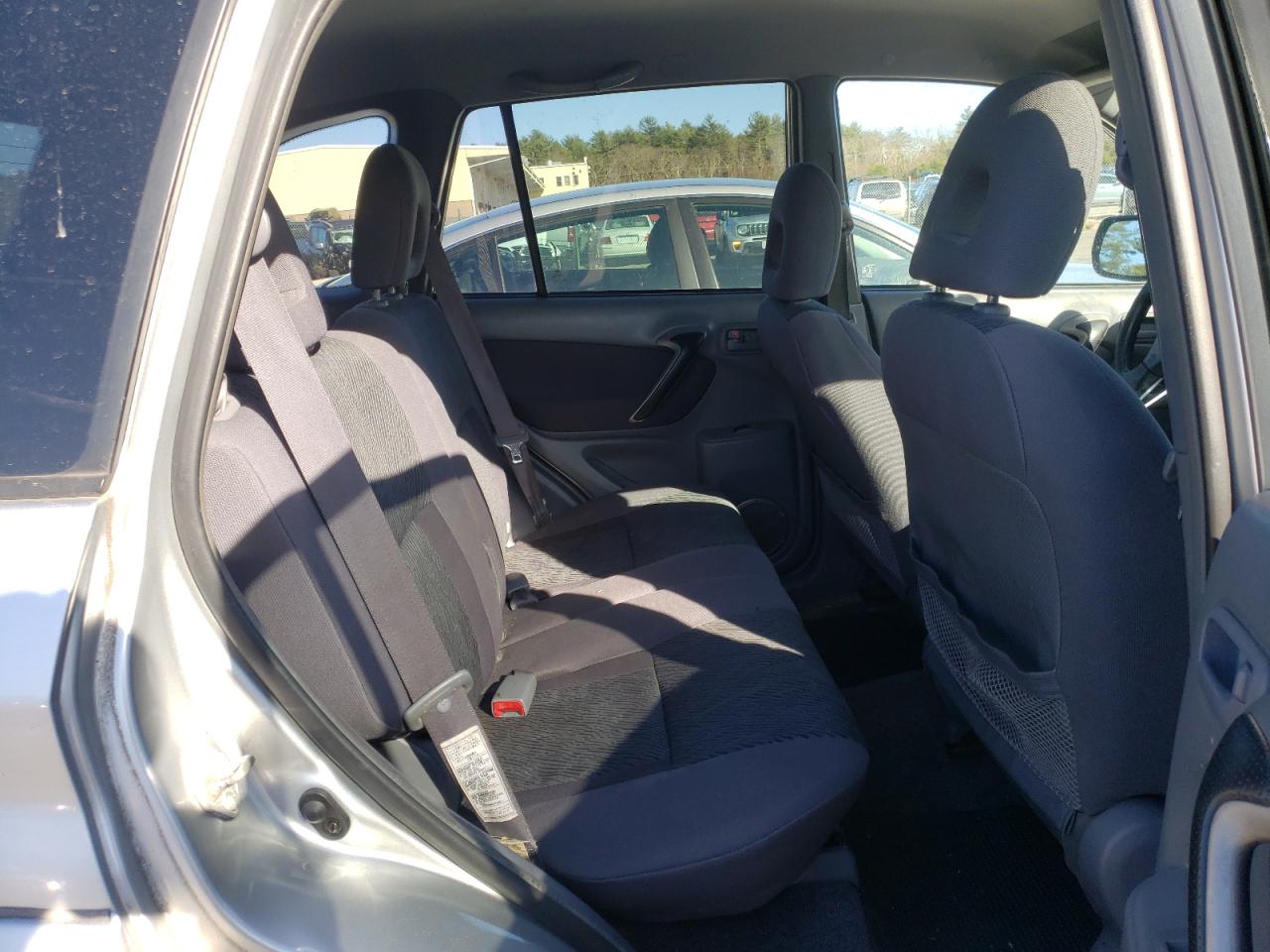 Photo 6 from auction – 2003 TOYOTA RAV4 with VIN JTEHH20V836086108