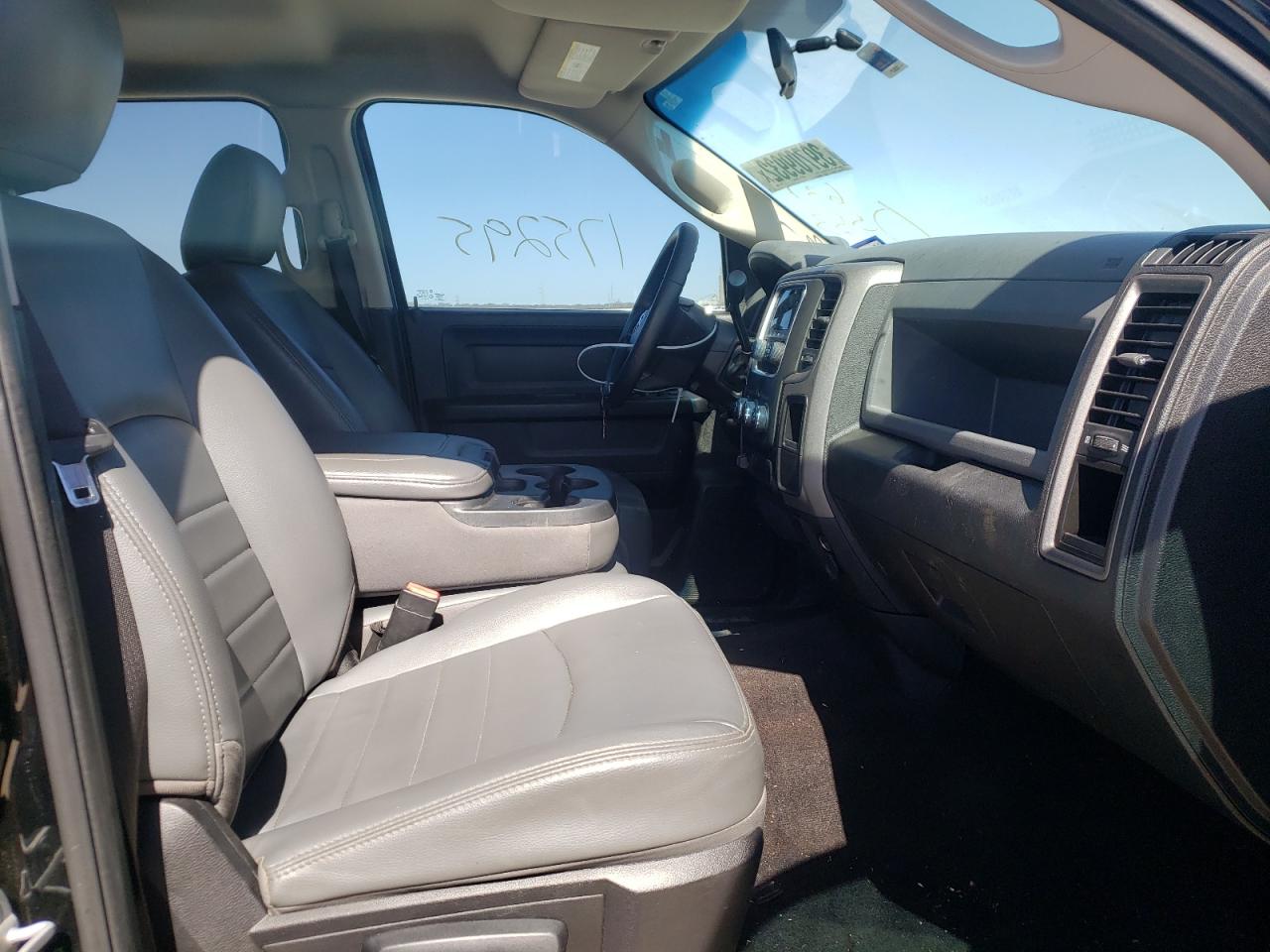 Photo 5 from auction – 2013 RAM 1500 ST with VIN 1C6RR7KT7DS631553