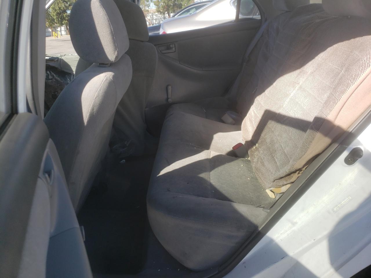 Photo 6 from auction – 2004 TOYOTA COROLLA CE with VIN 1NXBR32E54Z316948