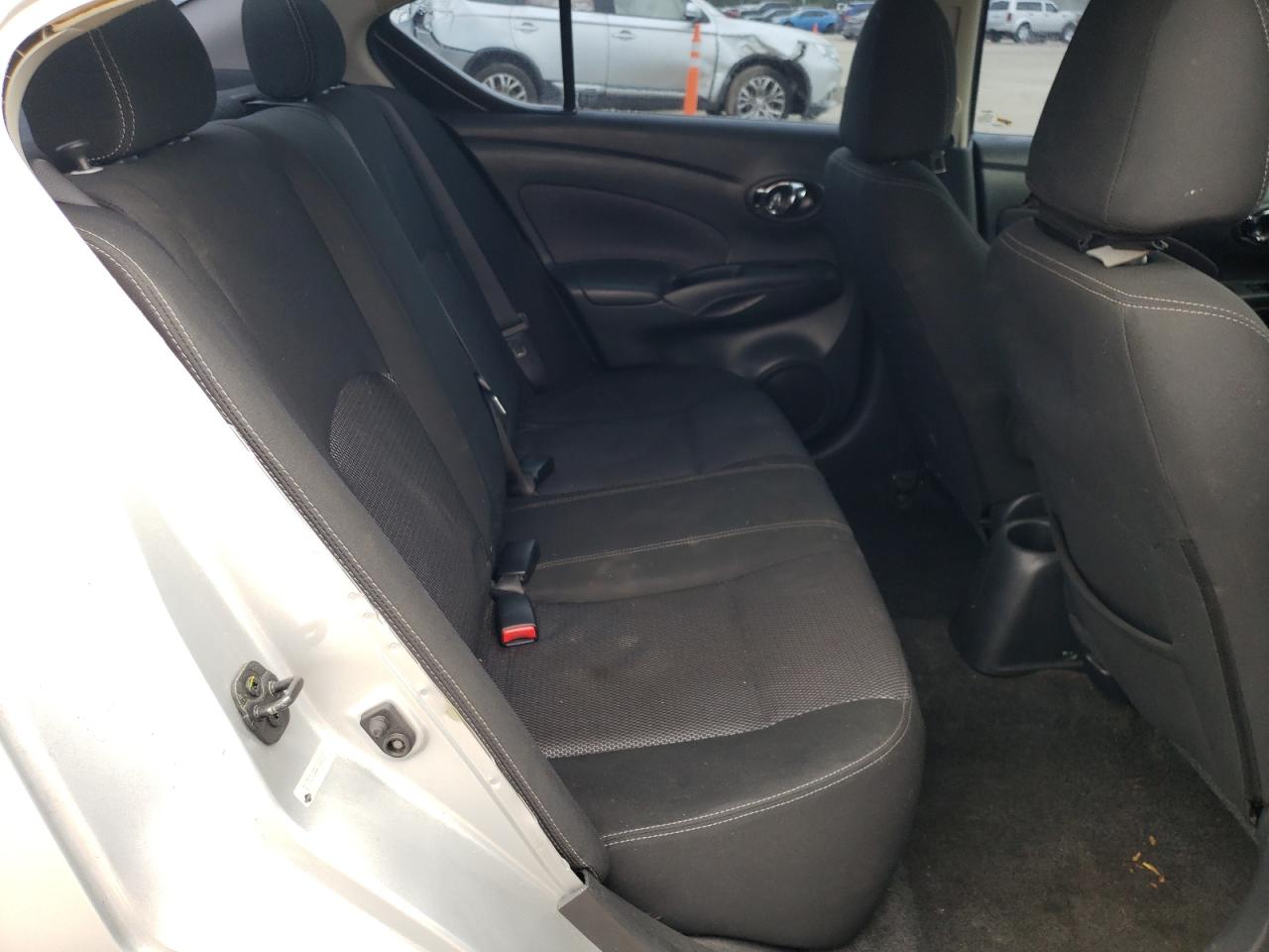 Photo 6 from auction – 2017 NISSAN VERSA S with VIN 3N1CN7AP9HL886002