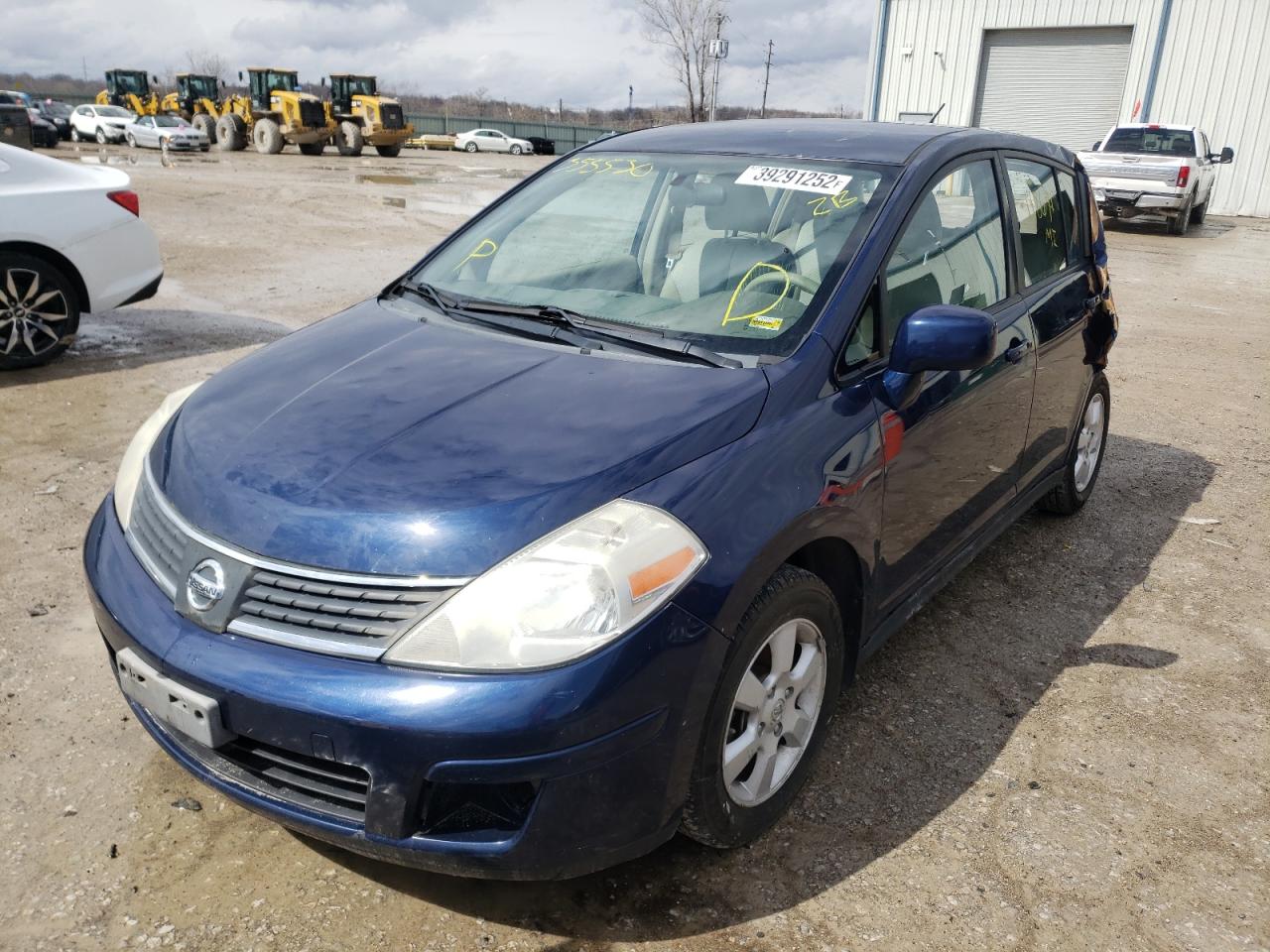 Photo 2 from auction – 2008 NISSAN VERSA S with VIN 3N1BC13E68L355530