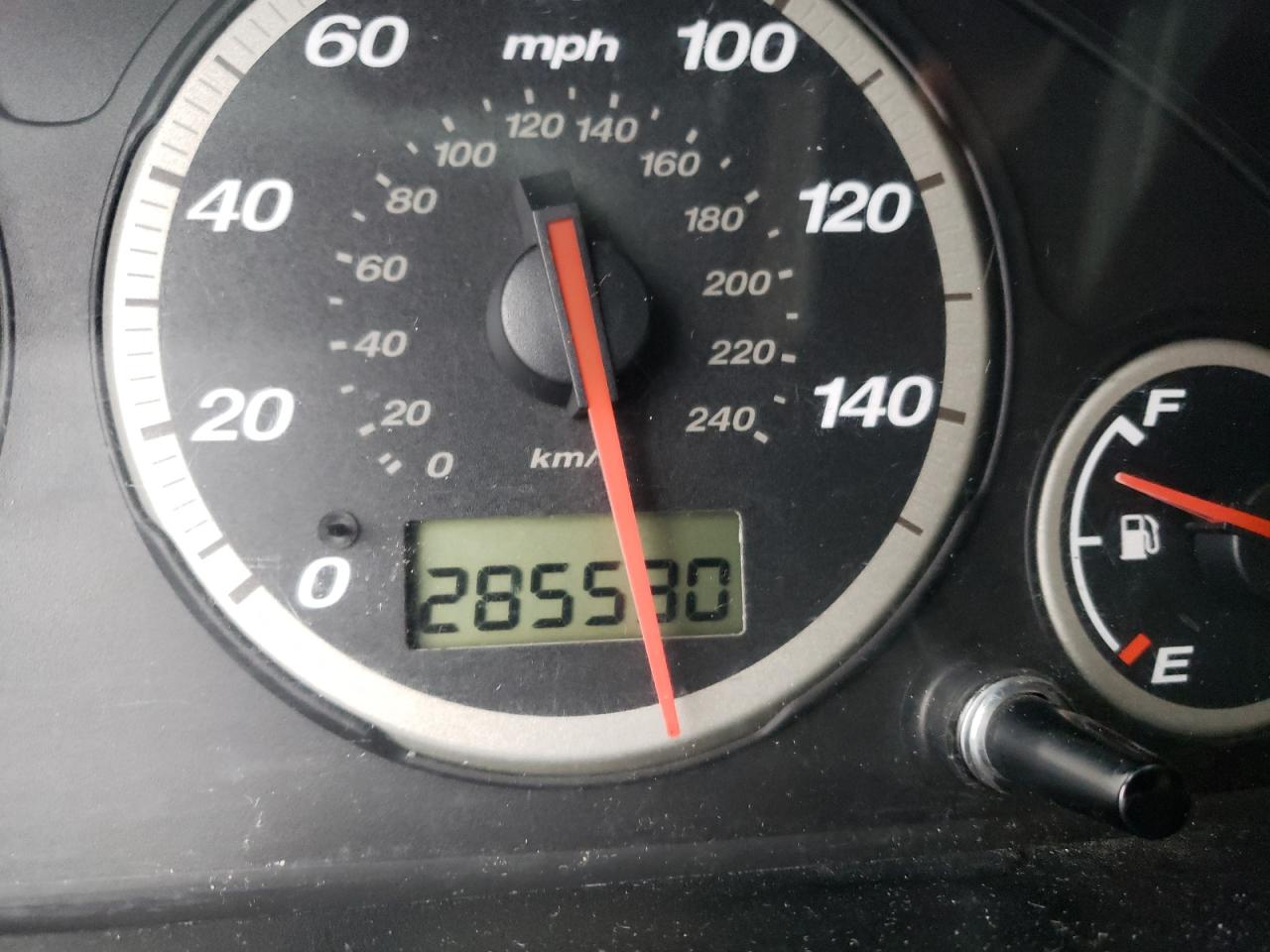 Photo 8 from auction – 2002 HONDA CR-V EX with VIN JHLRD78872C023830