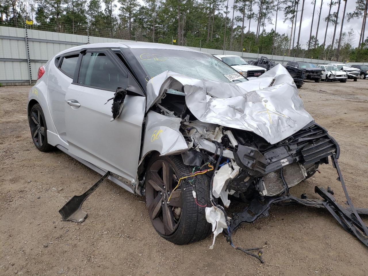 Photo 1 from auction – 2015 HYUNDAI VELOSTER T with VIN KMHTC6AE1FU228264