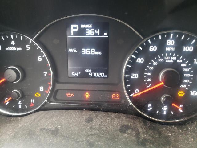 Photo 8 from auction – 2017 KIA FORTE LX with VIN KNAFK5A85H5713610