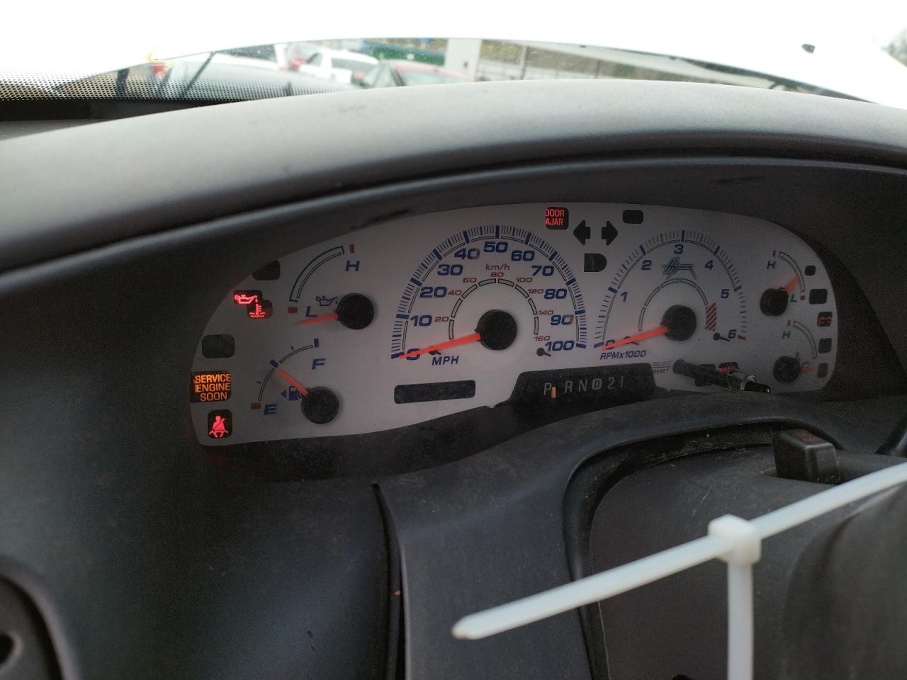 Photo 8 from auction – 2001 FORD F150 with VIN 1FTRX18L81NB26425