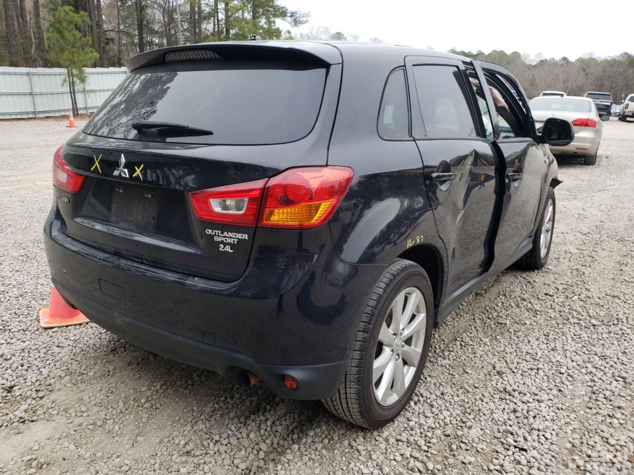 Photo 4 from auction – 2015 MITSUBISHI OUTLANDER with VIN 4A4AP3AW5FE062616