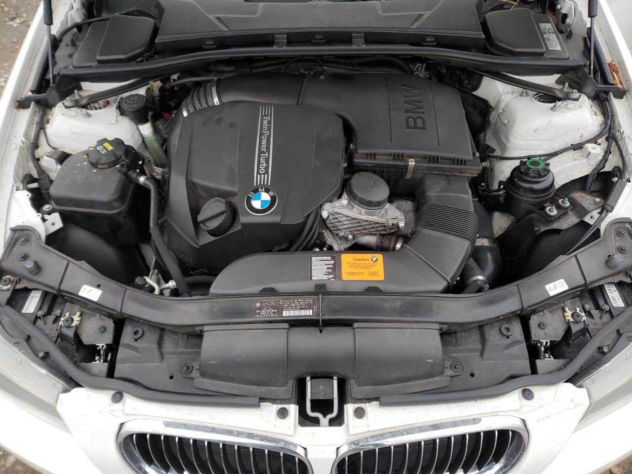 Photo 7 from auction – 2011 BMW 335 I with VIN WBAPM5C58BE577157