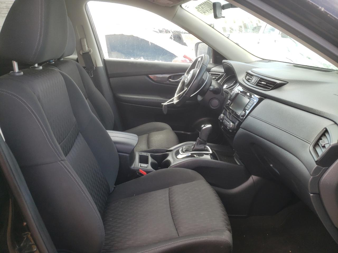 Photo 5 from auction – 2018 NISSAN ROGUE S with VIN KNMAT2MTXJP591927