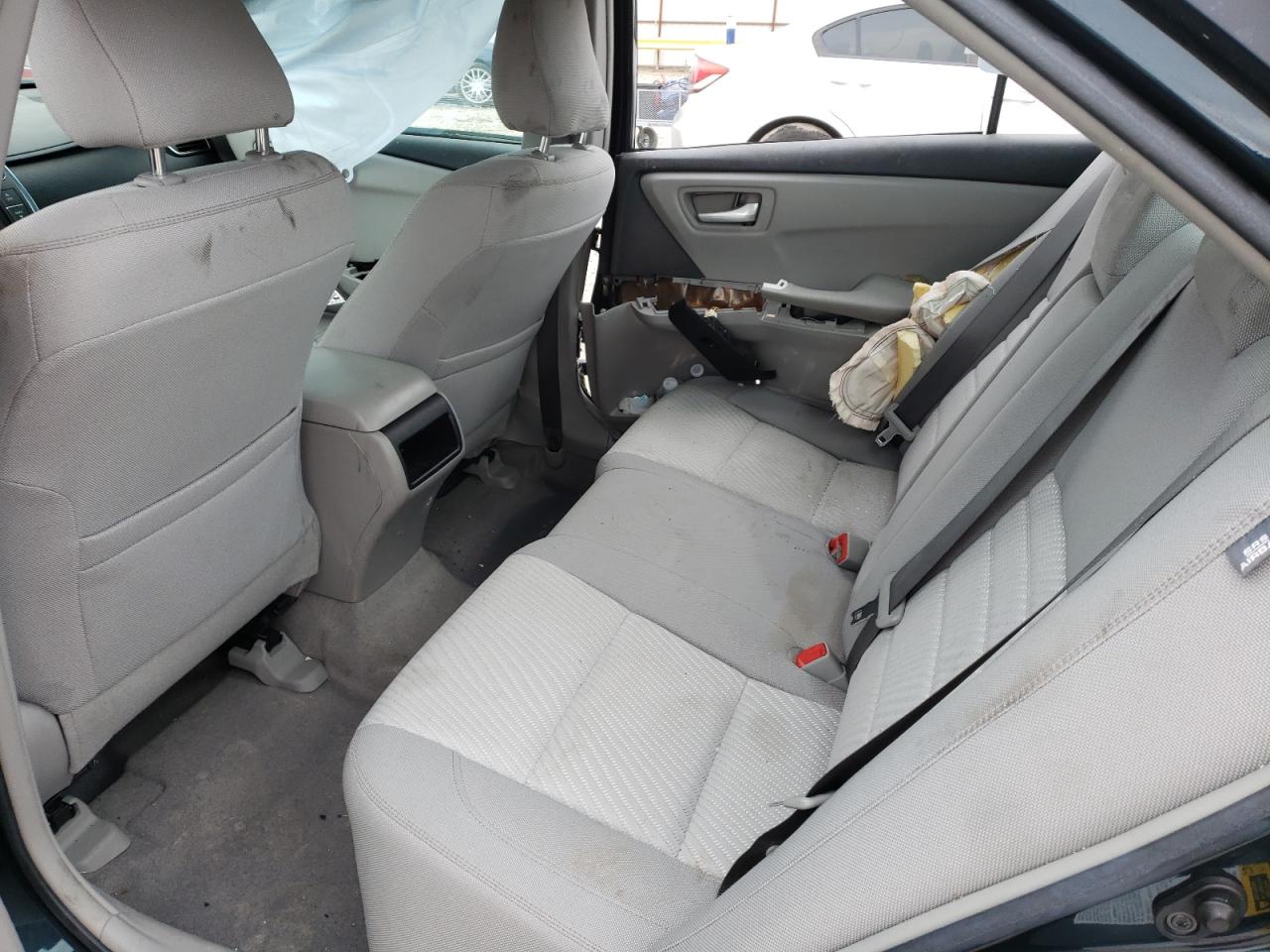 Photo 6 from auction – 2016 TOYOTA CAMRY LE with VIN 4T4BF1FK7GR541105