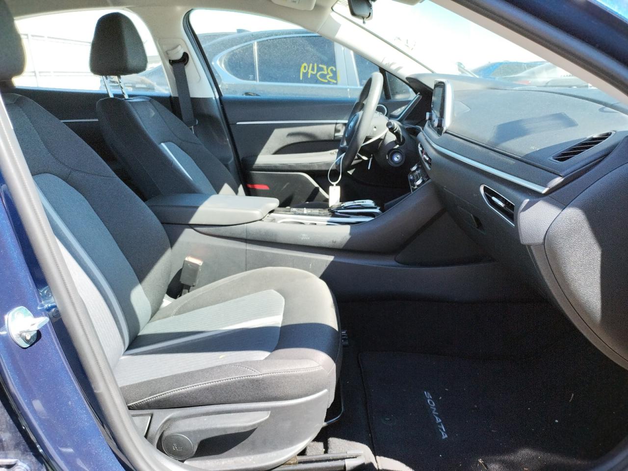 Photo 5 from auction – 2021 HYUNDAI SONATA SE with VIN 5NPEG4JA2MH076635