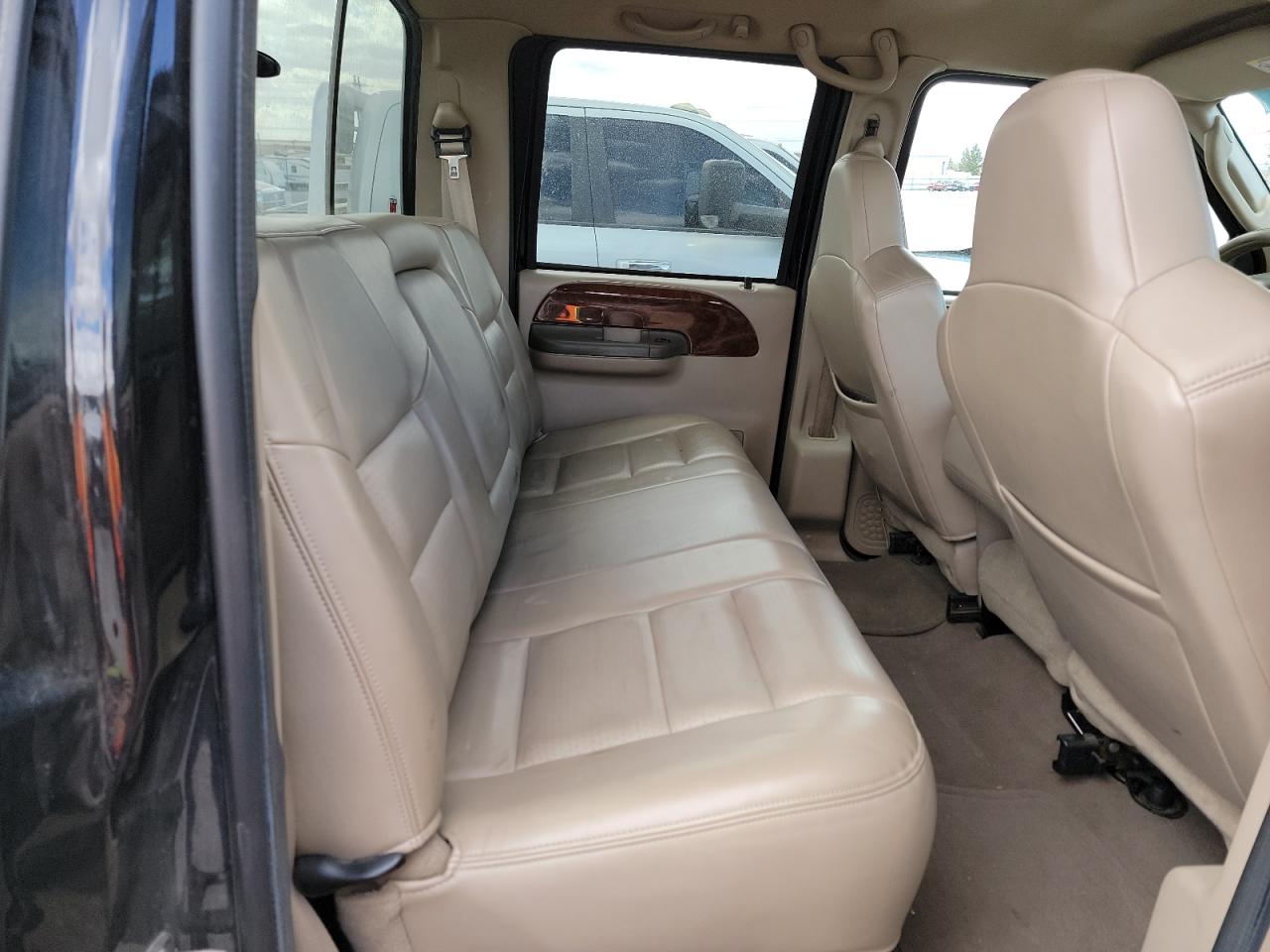 Photo 6 from auction – 2003 FORD F350 SUPER with VIN 1FTWW33F73EB13249