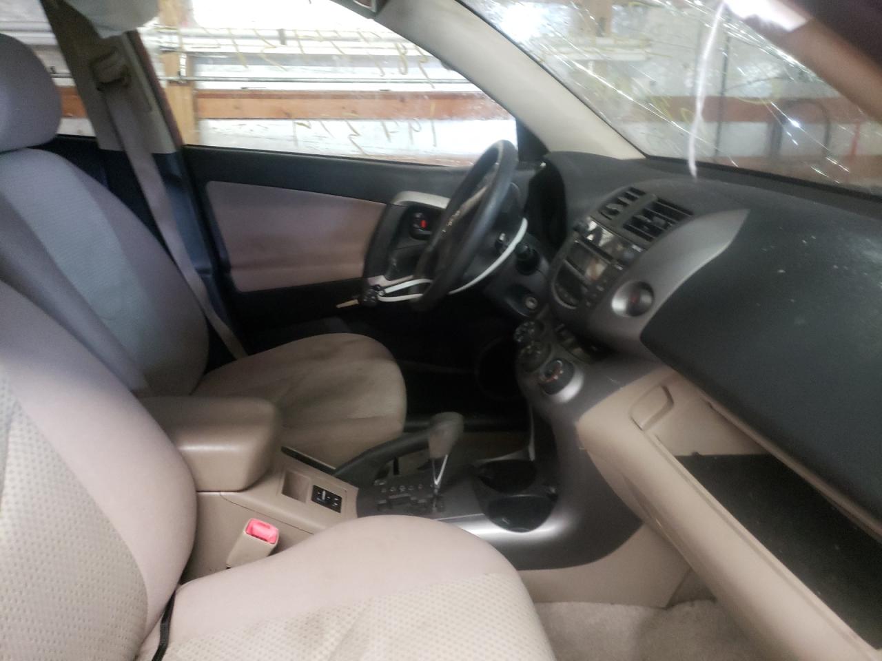 Photo 5 from auction – 2007 TOYOTA RAV4 with VIN JTMBD33V976031745