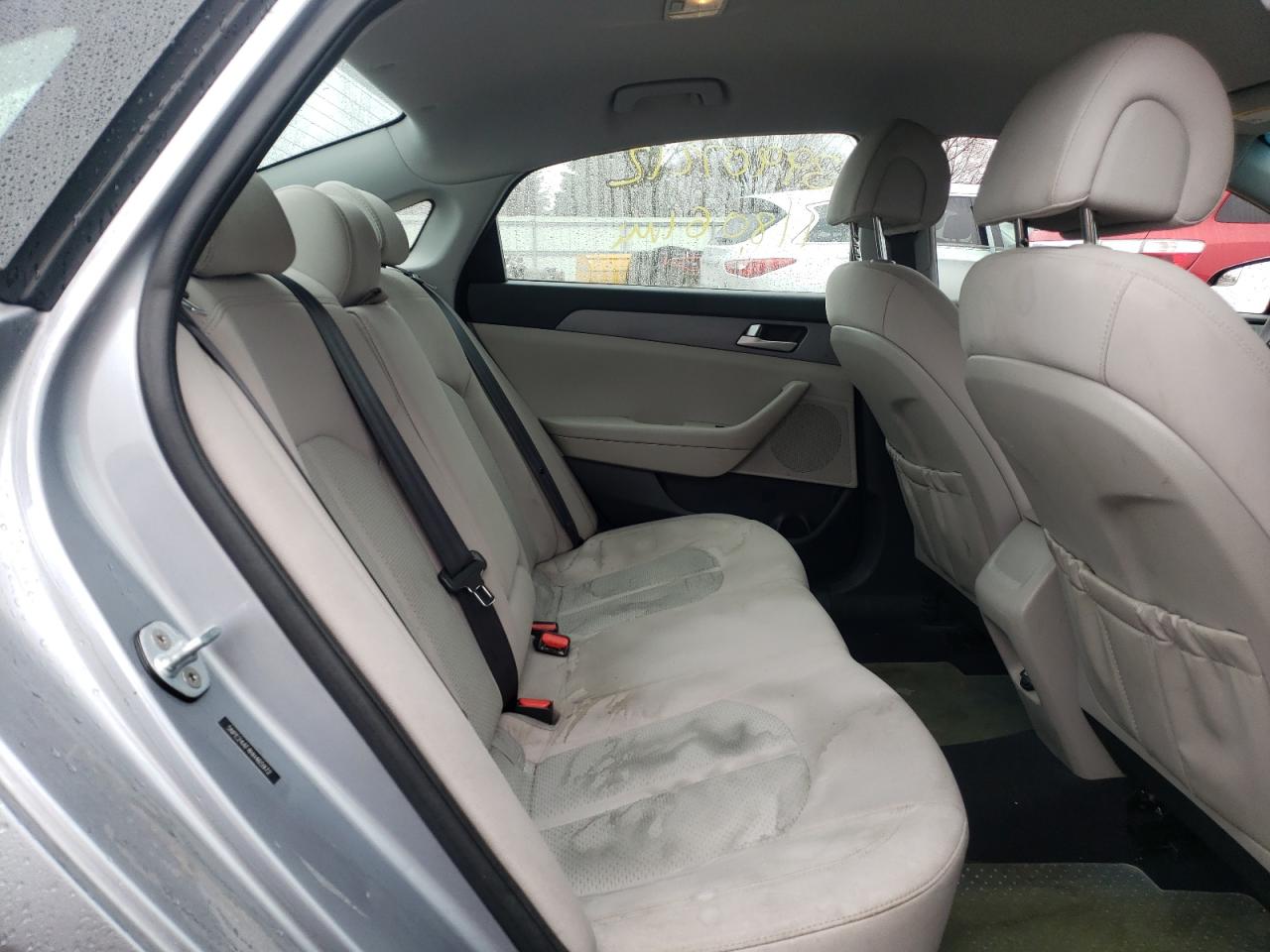 Photo 6 from auction – 2017 HYUNDAI SONATA SE with VIN 5NPE24AF4HH465972
