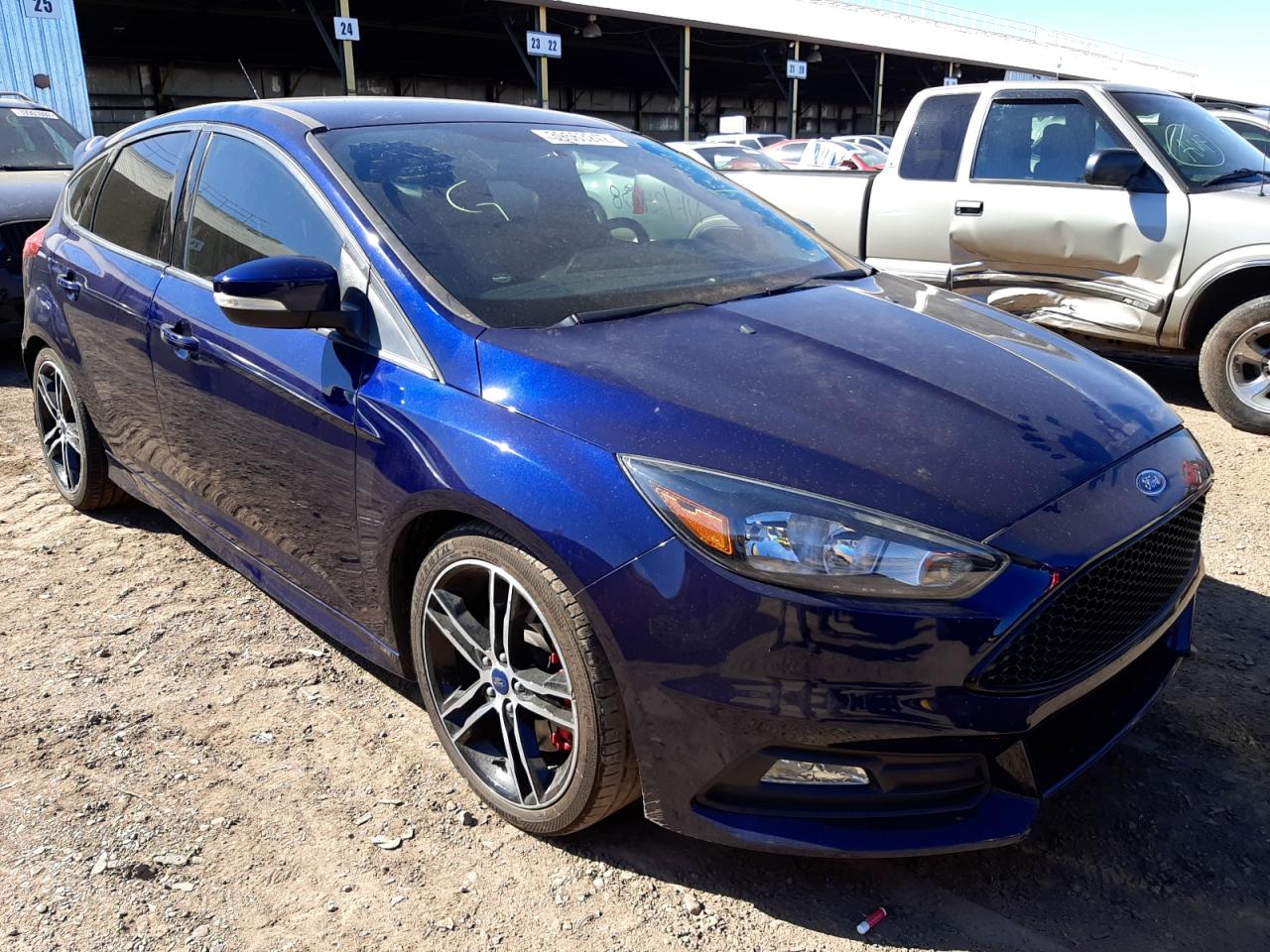 FORD FOCUS ST 2016 with VIN 1FADP3L98GL337247 - Photo from auction