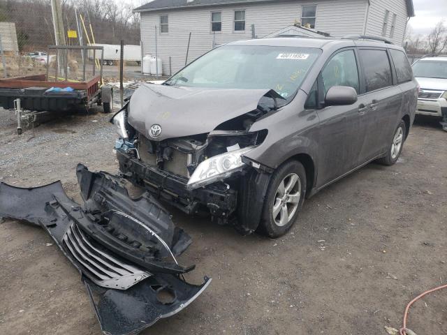 Photo 2 from auction – 2015 TOYOTA SIENNA LE with VIN 5TDKK3DC8FS584906