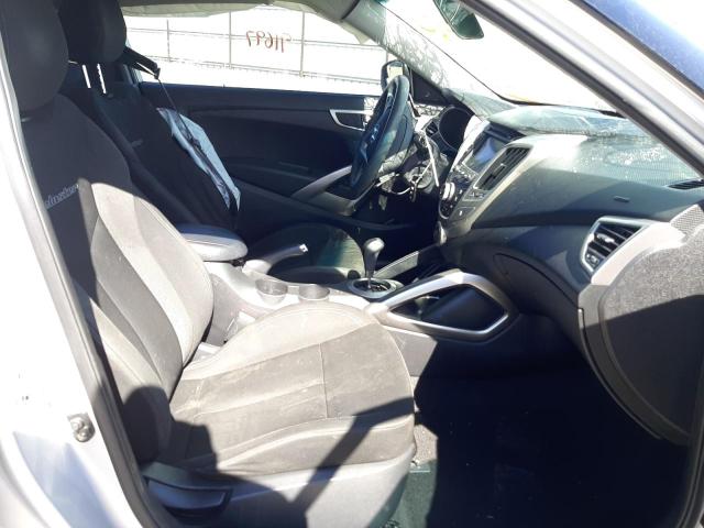 Foto 5 de la subasta – 2016 HYUNDAI VELOSTER con VIN KMHTC6AD5GU291408
