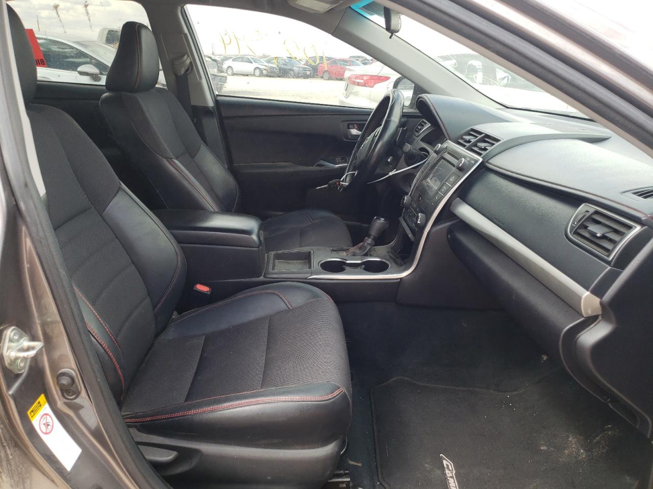 Photo 5 from auction – 2017 TOYOTA CAMRY LE with VIN 4T1BF1FK5HU392429