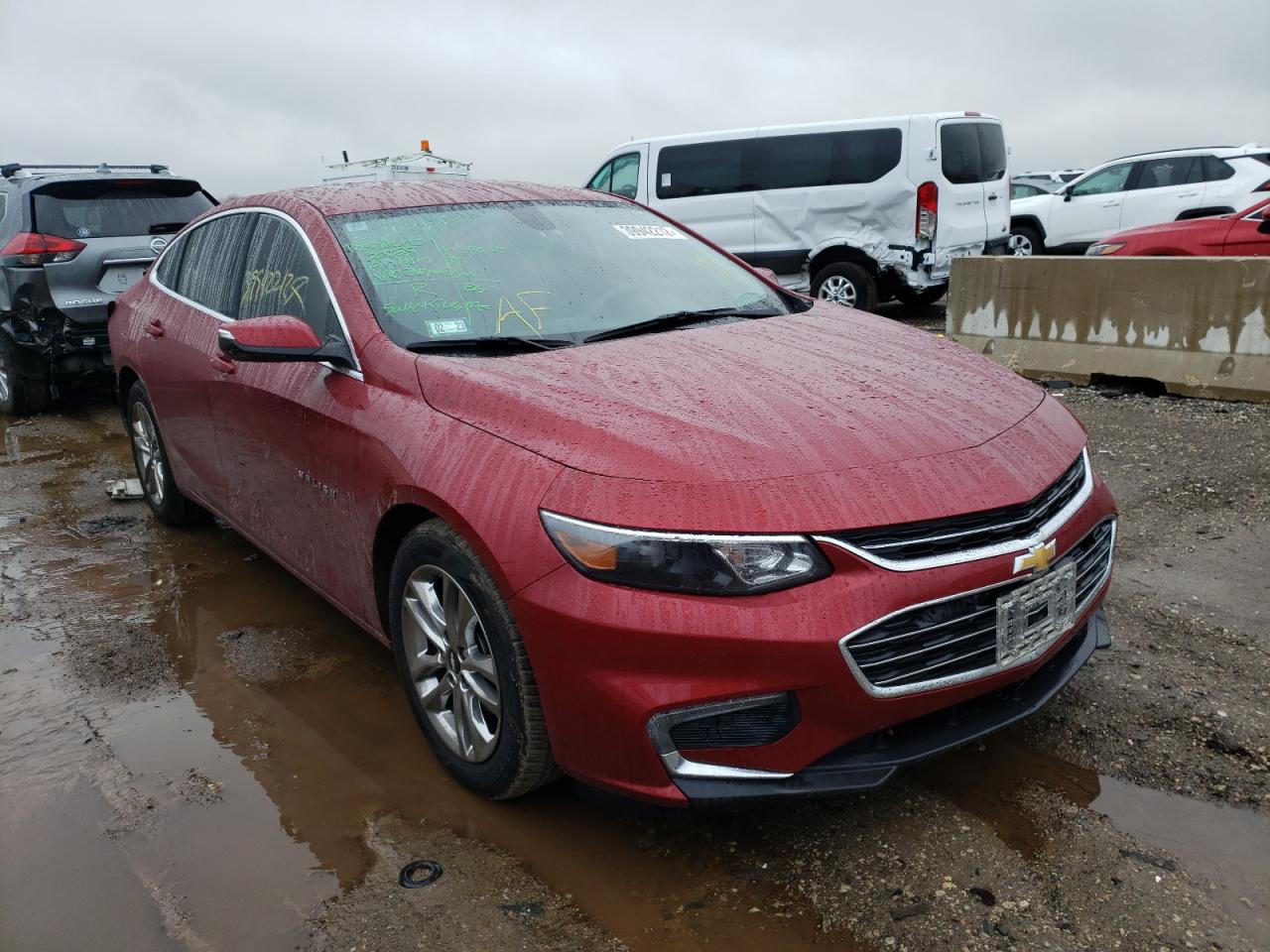 CHEVROLET MALIBU LT 2018 with VIN 1G1ZD5ST0JF210928 - Photo from auction