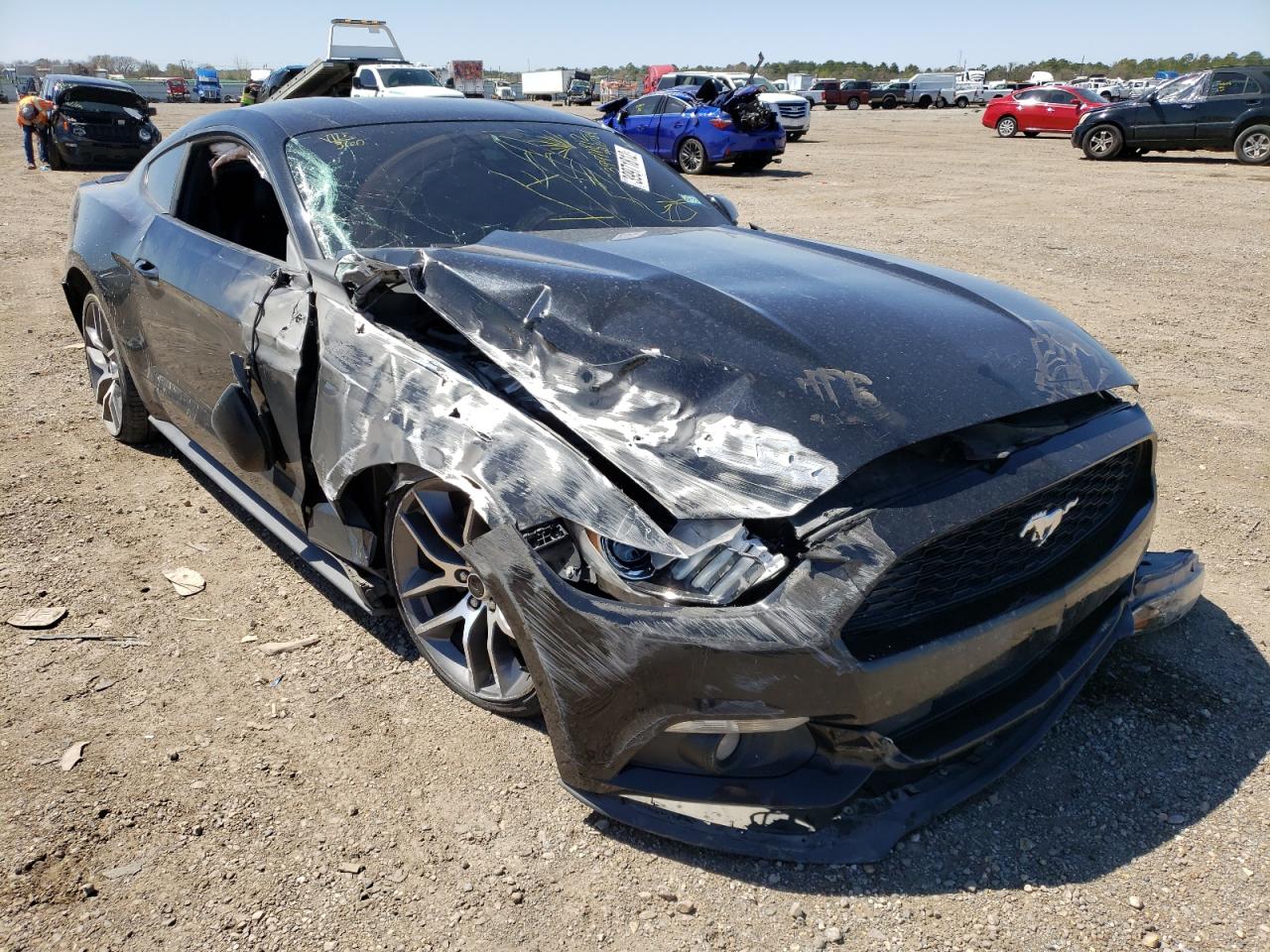 FORD MUSTANG 2015 with VIN 1FA6P8TH9F5342084 - Photo from auction