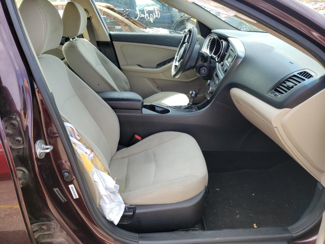 Photo 5 from auction – 2014 KIA OPTIMA LX with VIN 5XXGM4A72EG299275