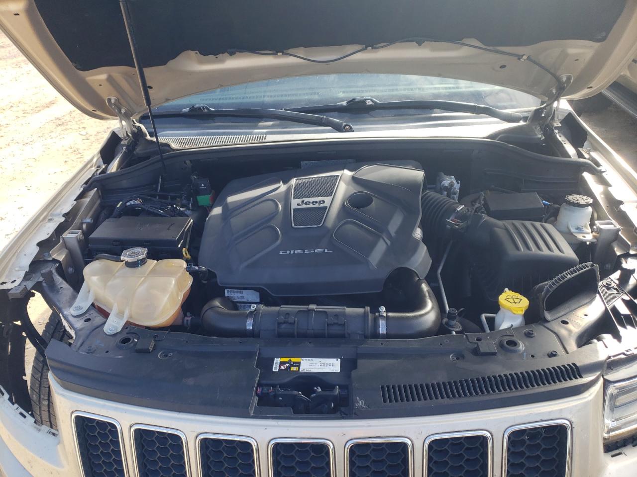 Photo 7 from auction – 2014 JEEP GRAND CHER with VIN 1C4RJFCM6EC400561