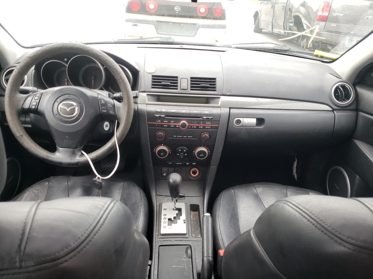 Photo 9 from auction – 2006 MAZDA 3 HATCHBAC with VIN JM1BK344X61407182