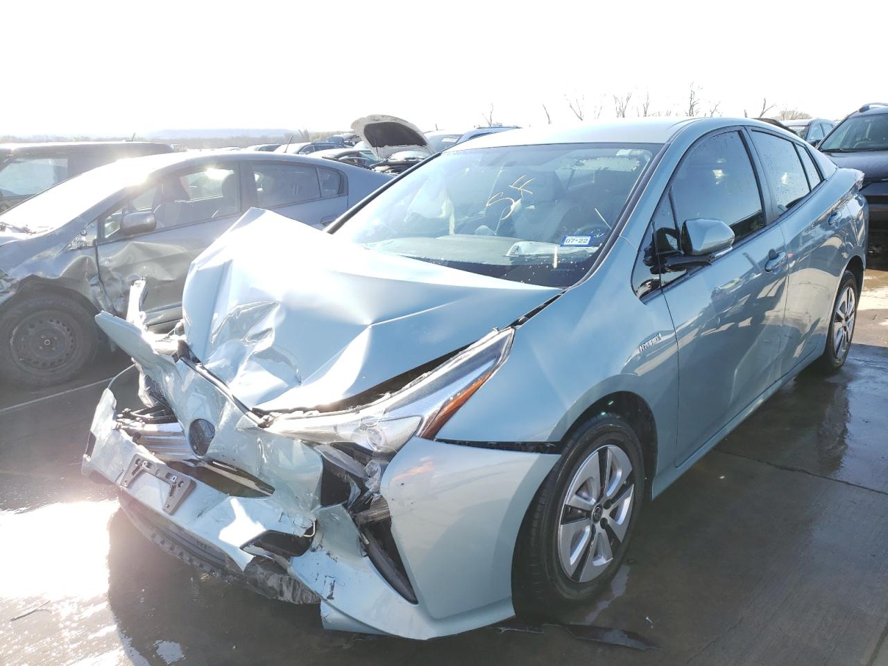 Photo 2 from auction – 2016 TOYOTA PRIUS with VIN JTDKARFU8G3502977