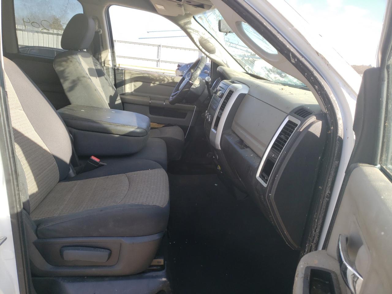 Photo 5 from auction – 2011 DODGE RAM 1500 with VIN 1D7RB1GP8BS692838