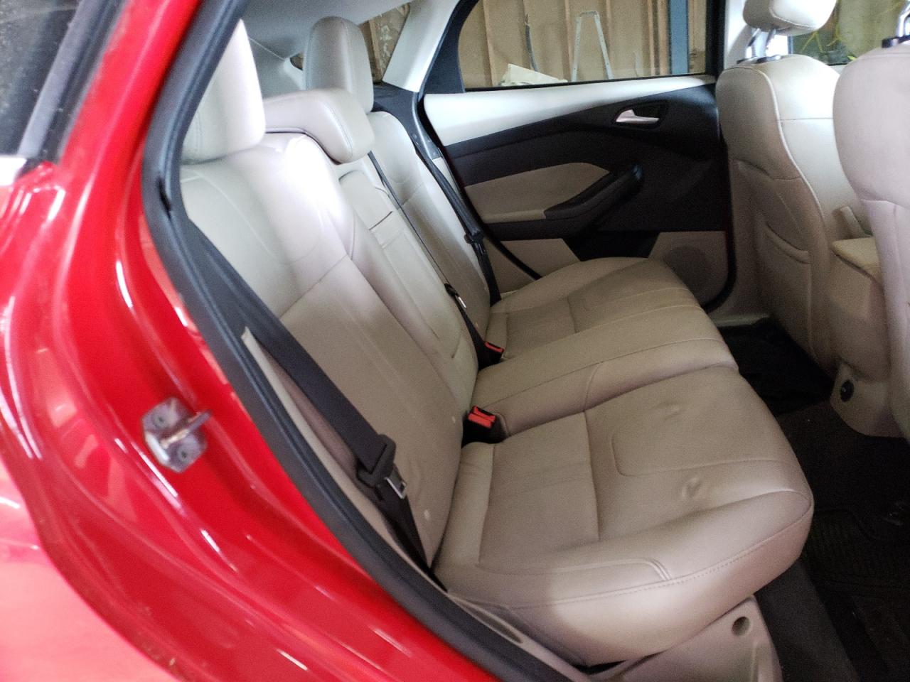 Photo 6 from auction – 2012 FORD FOCUS SEL with VIN 1FAHP3M25CL237541