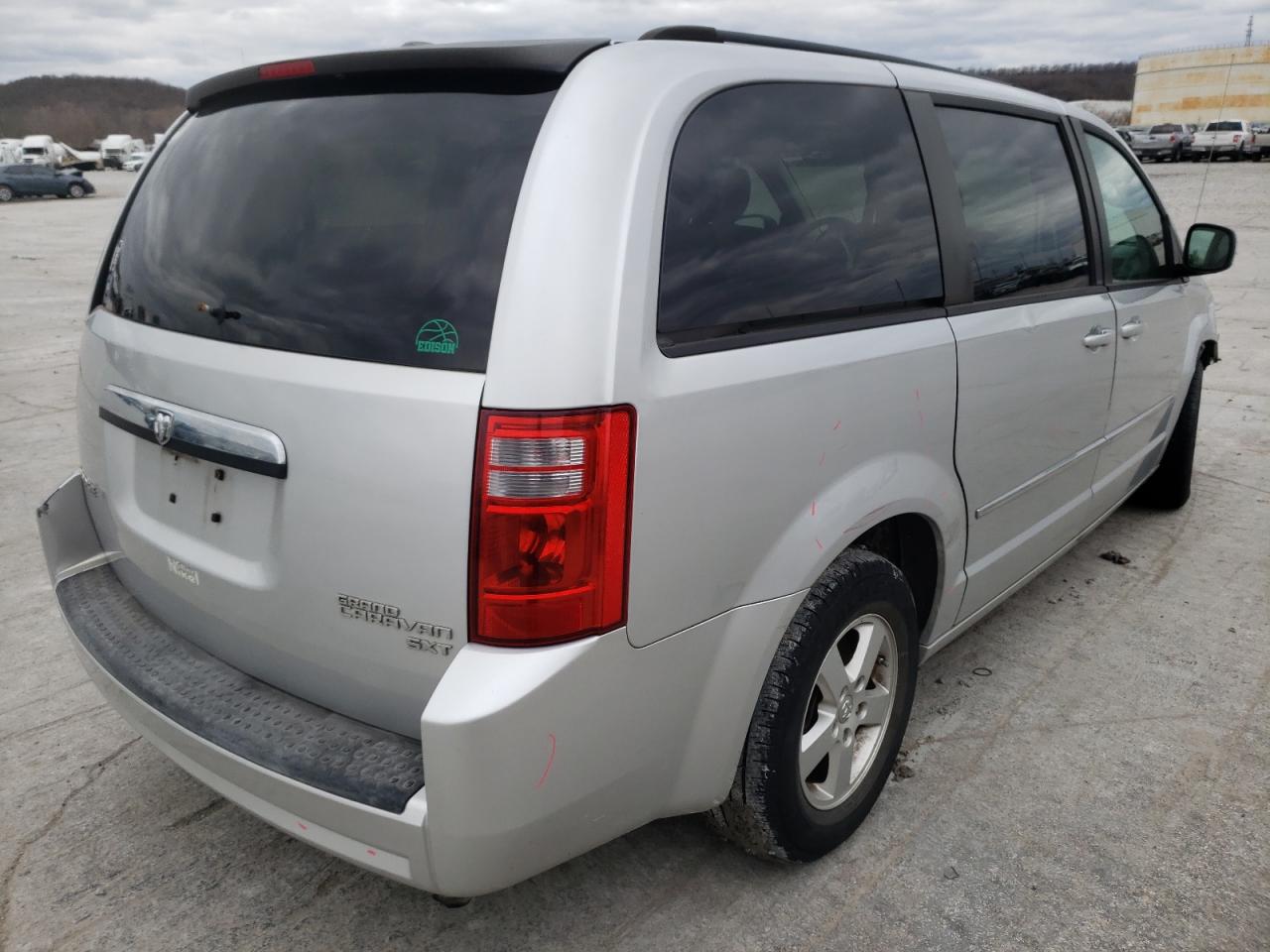 Photo 4 from auction – 2010 DODGE GRAND CARA with VIN 2D4RN5D18AR202880