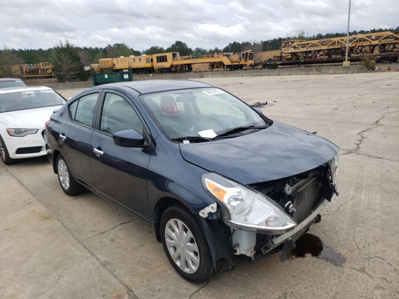 NISSAN VERSA S 2016 with VIN 3N1CN7AP0GL859561 - Photo from auction