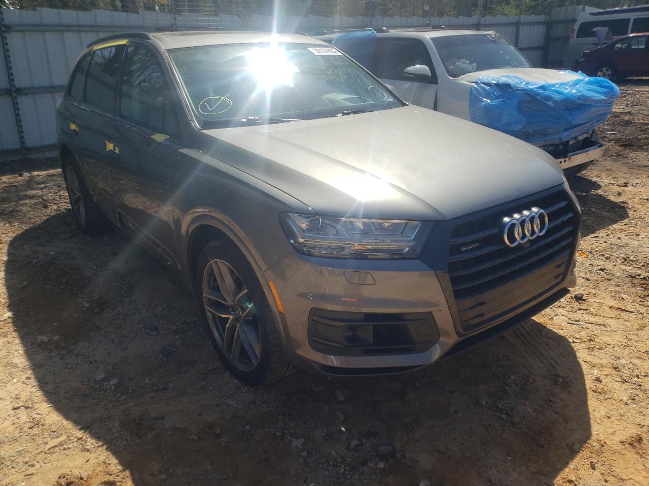 AUDI Q7 PRESTIG 2017 with VIN WA1VABF76HD054288 - Photo from auction