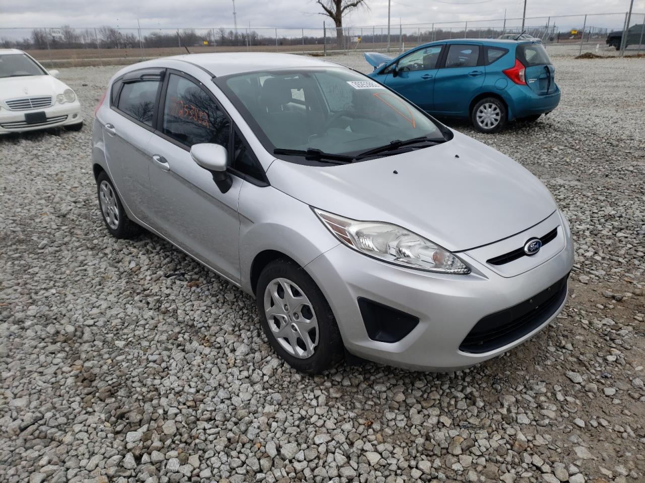 FORD FIESTA SE 2013 with VIN 3FADP4EJ0DM111050 - Photo from auction