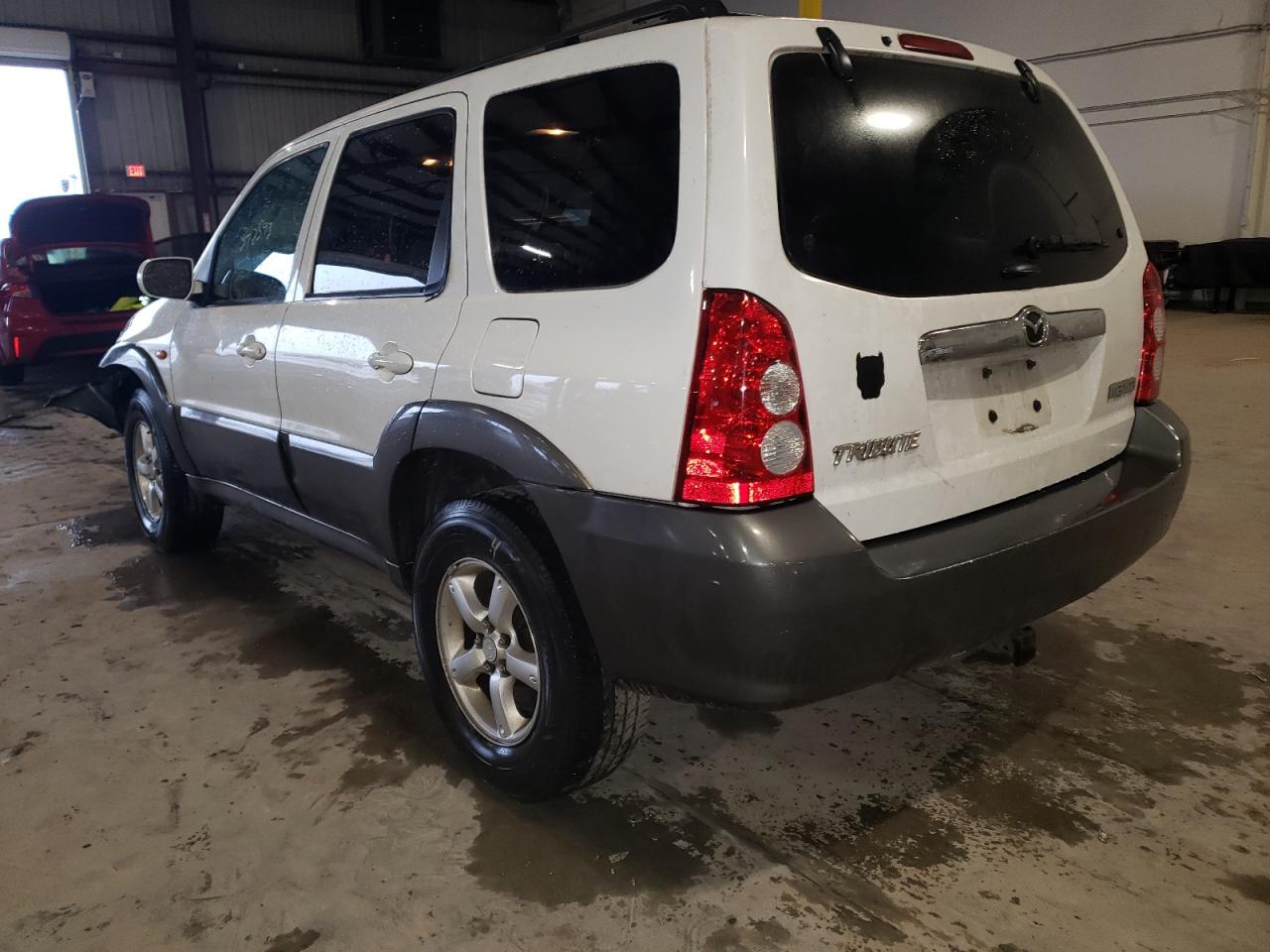 Photo 3 from auction – 2005 MAZDA TRIBUTE with VIN 4F2YZ06195KM09523
