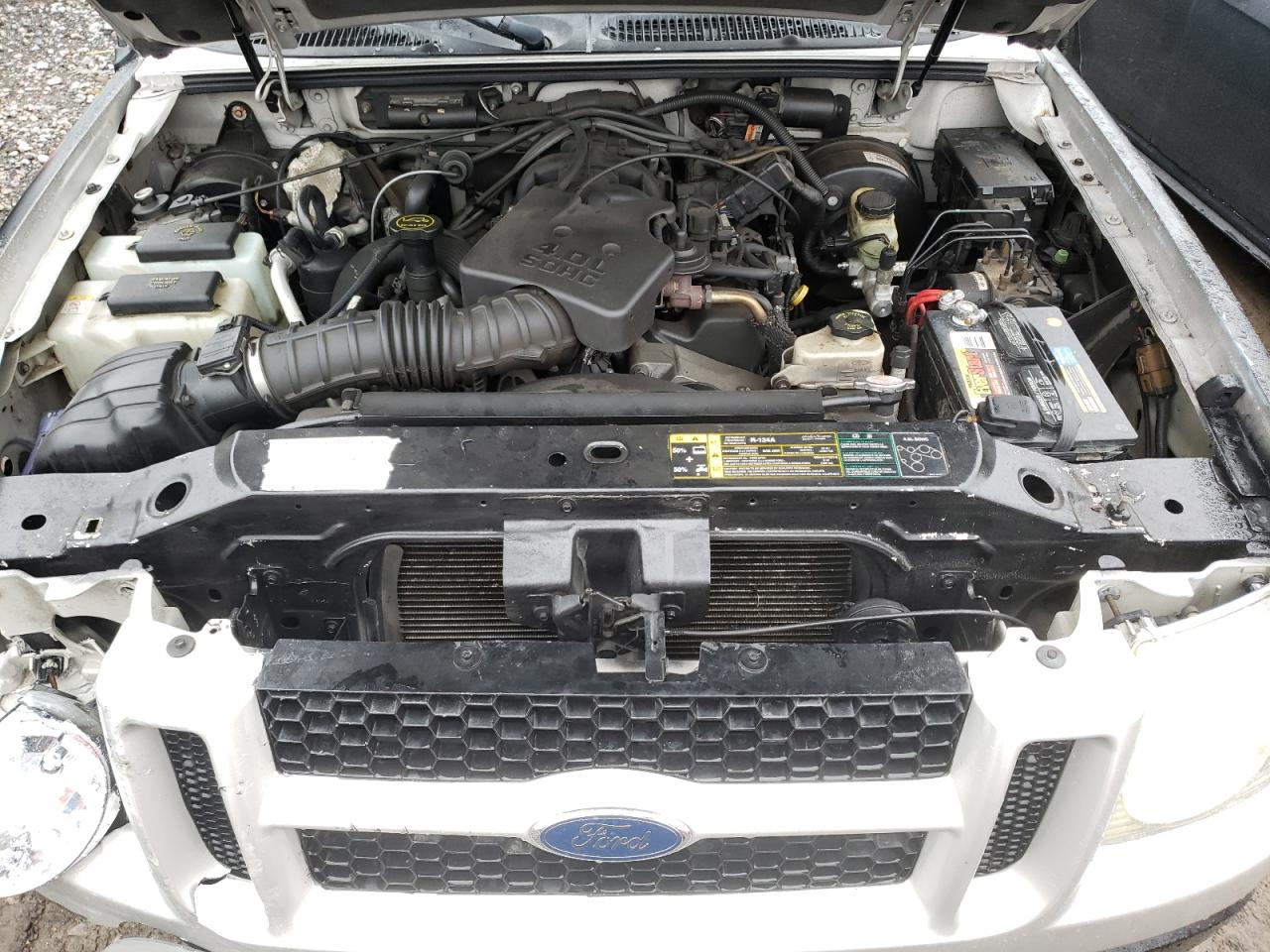Photo 7 from auction – 2005 FORD EXPLORER S with VIN 1FMZU77K55UB73245