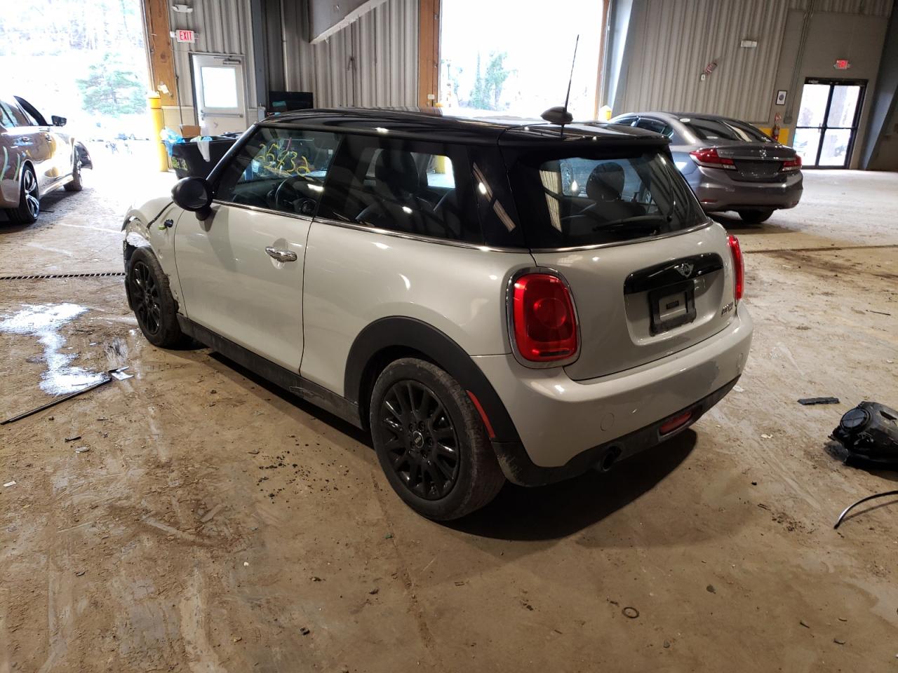 Photo 3 from auction – 2017 MINI COOPER with VIN WMWXP5C34H3C64670