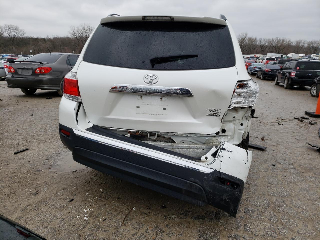 Photo 9 from auction – 2011 TOYOTA HIGHLANDER with VIN 5TDDK3EH1BS076385