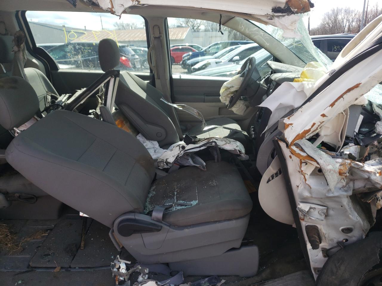Photo 5 from auction – 2008 DODGE GRAND CARA with VIN 2D8HN44H38R142986