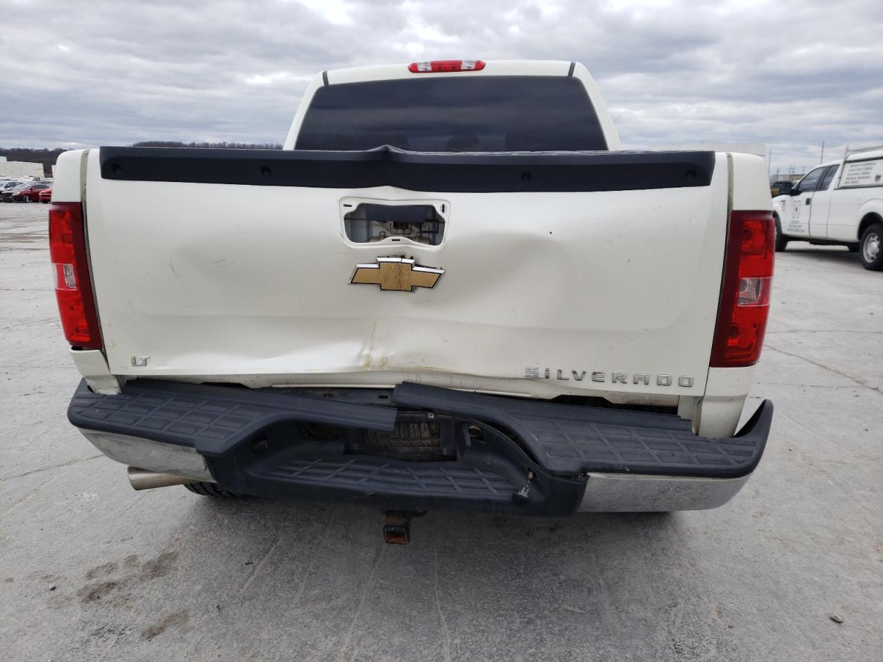 Photo 9 from auction – 2011 CHEVROLET 1500 with VIN 3GCPCSE01BG222894
