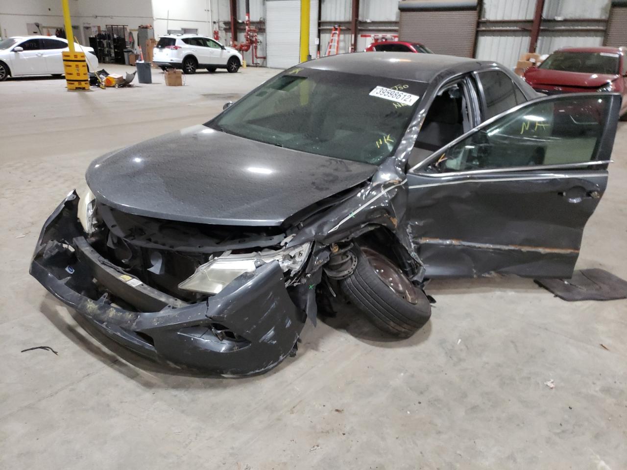 Photo 2 from auction – 2013 TOYOTA CAMRY L with VIN 4T1BF1FK2DU285655