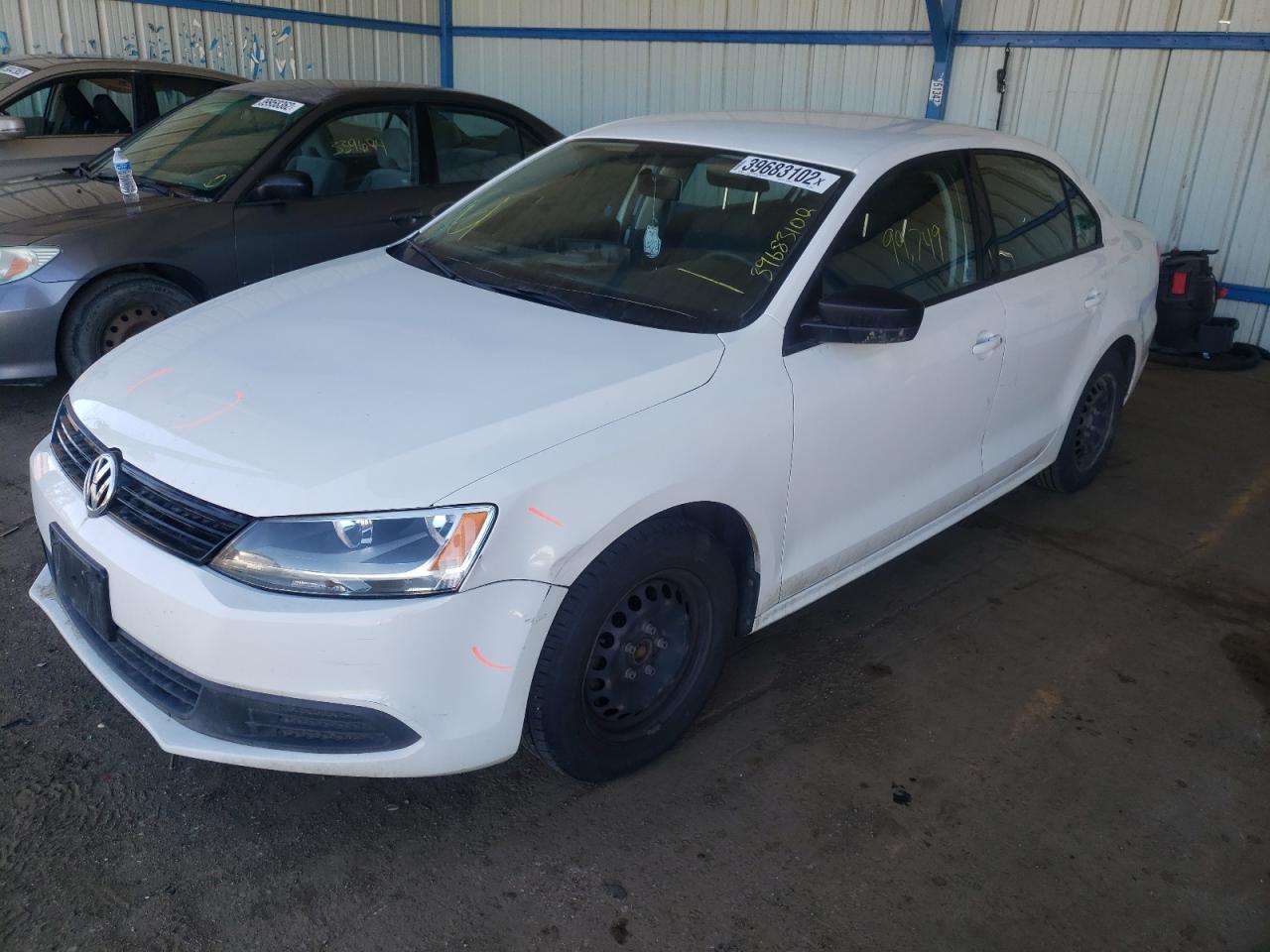 Photo 2 from auction – 2014 VOLKSWAGEN JETTA BASE with VIN 3VW2K7AJ1EM225032